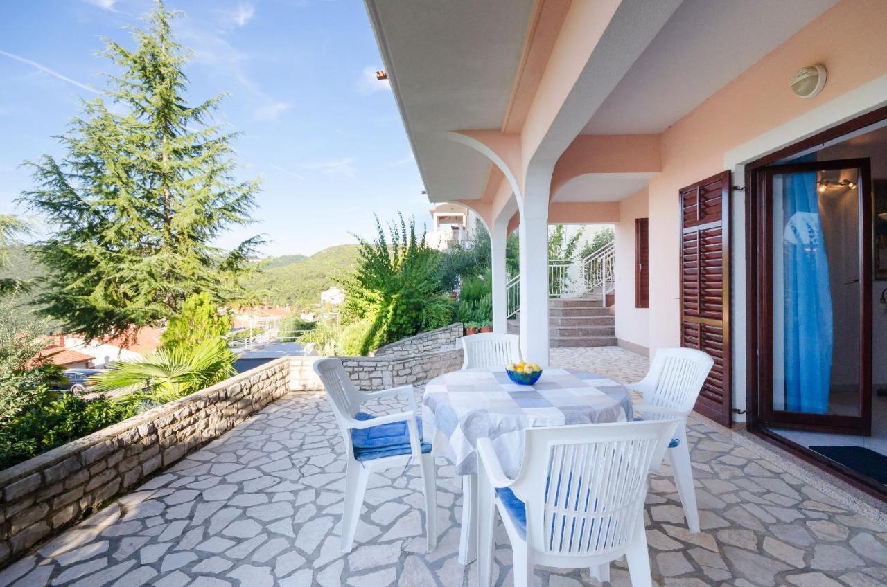 Apartments Slavica Rabac Eksteriør bilde