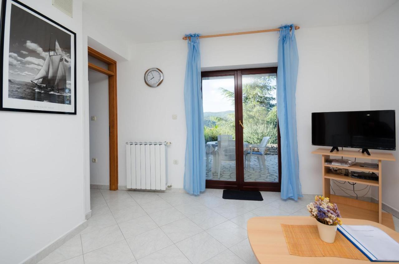 Apartments Slavica Rabac Eksteriør bilde