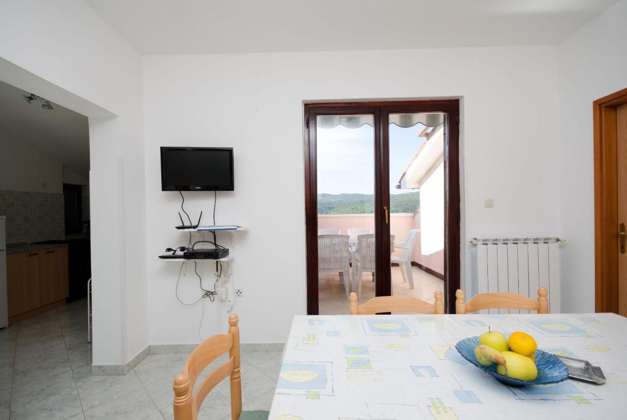 Apartments Slavica Rabac Eksteriør bilde